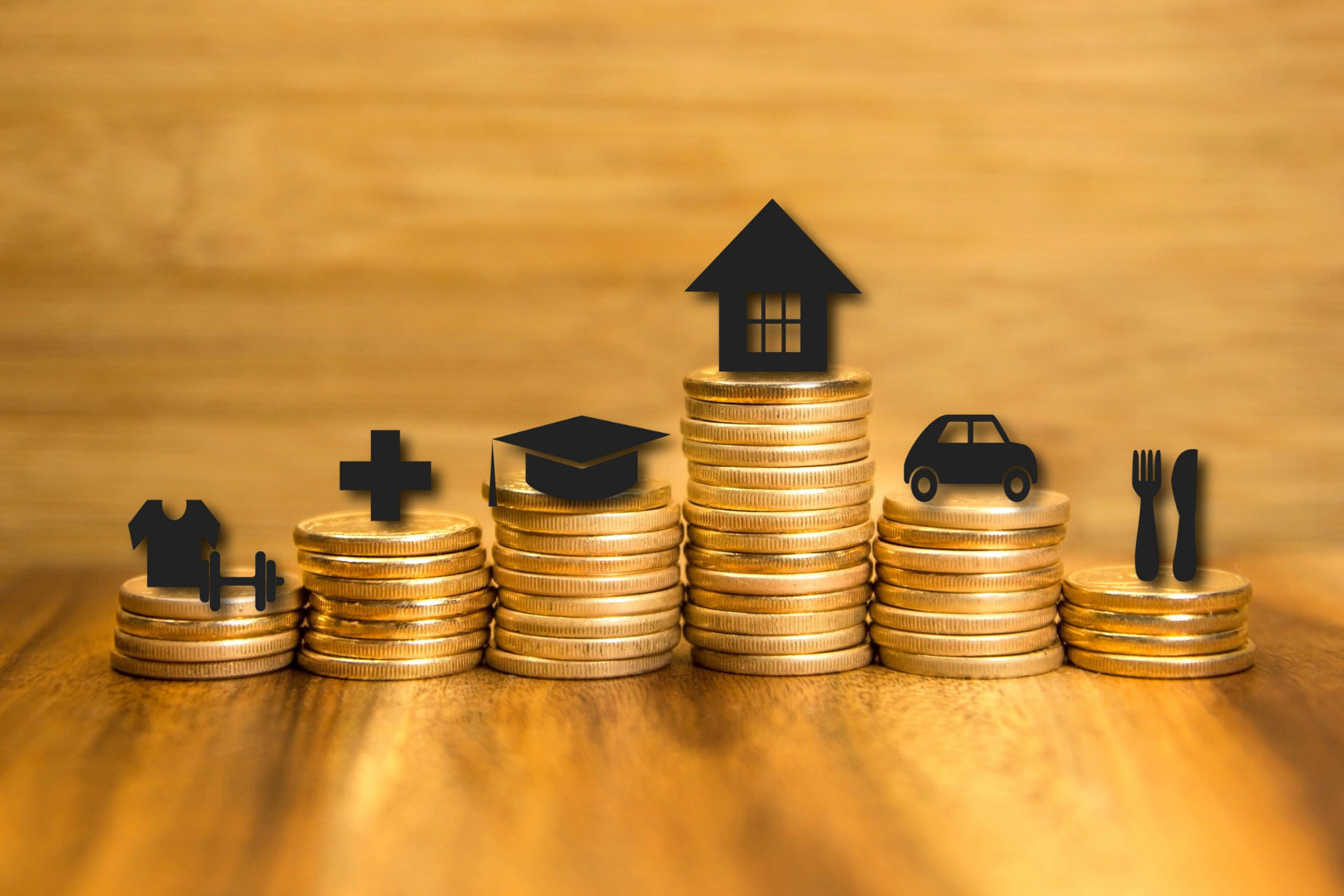 FinTrack: Simplifying Financial Management for Immigrants